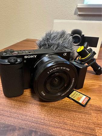 Sony Alpha Zv E Aps C Interchangeable Lens Mirrorless Vlog Camera