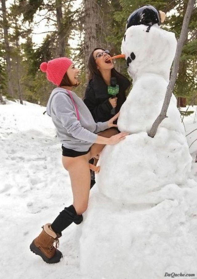 Snow Girl Porn - Getting fucked by a snow man | Snow Girls | Luscious Hentai Manga & Porn