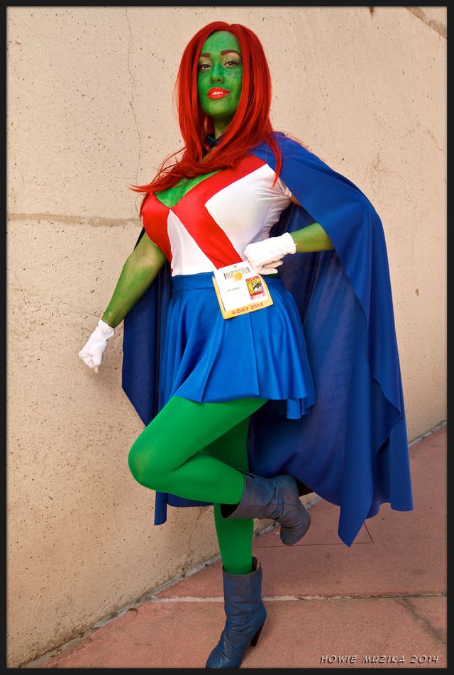 Cosplay Miss Martian Porn - Miss Martian Cosplay Pic 17 | Miss Martian Cosplay | Luscious Hentai Manga  & Porn