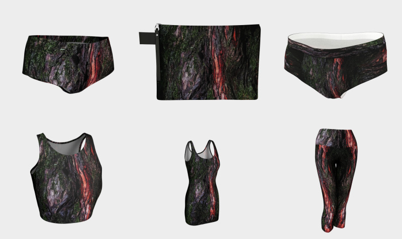 Red black tree mossy wood bark preview