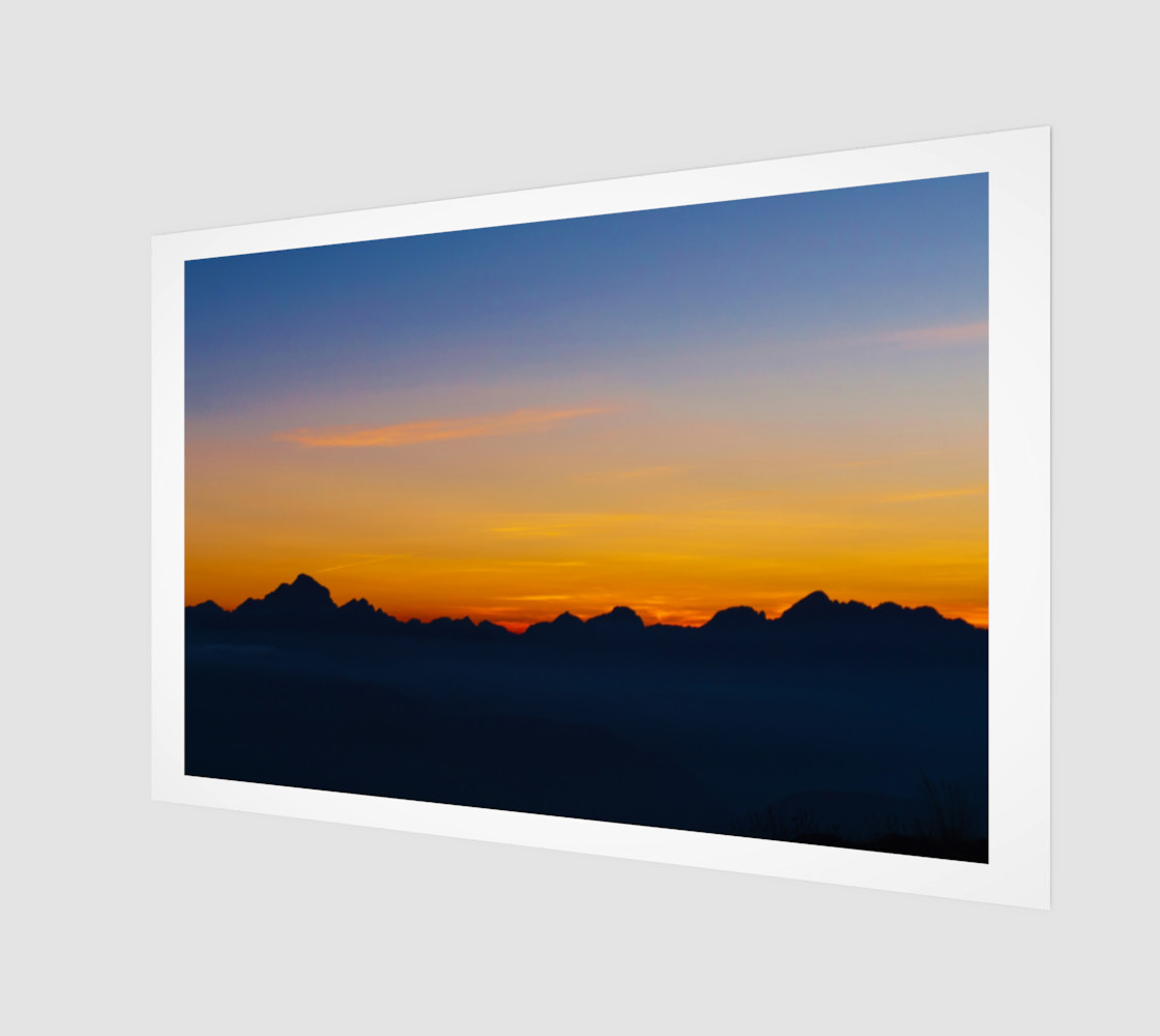 Wispy Mountain Glow preview #1