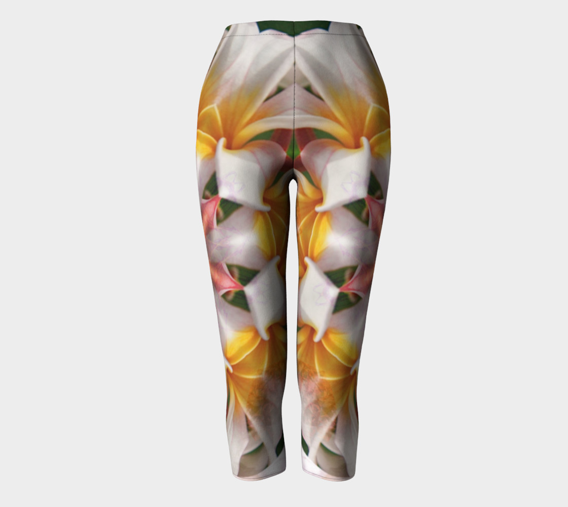 The Heart Knows Frangipani Capris preview #2