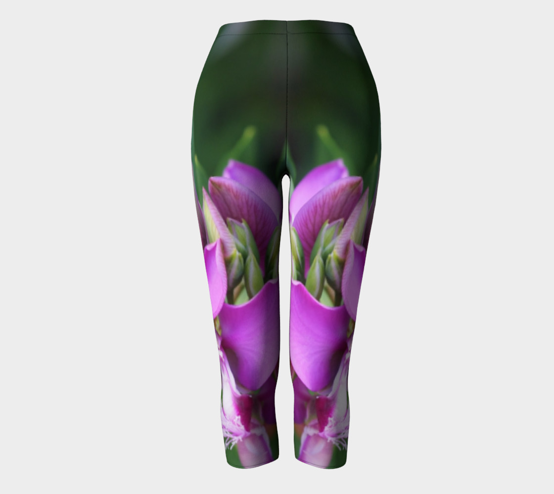 Purple Myrtle Finial Flower Capris leggings preview #2