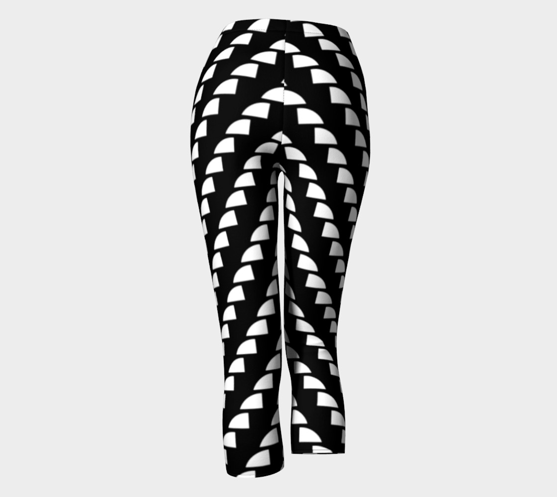 Movin' On Up Capris preview #4