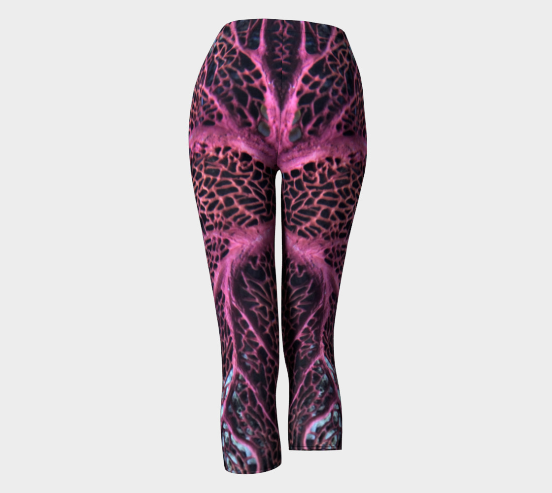 Pink Fan Coral Capri preview #4