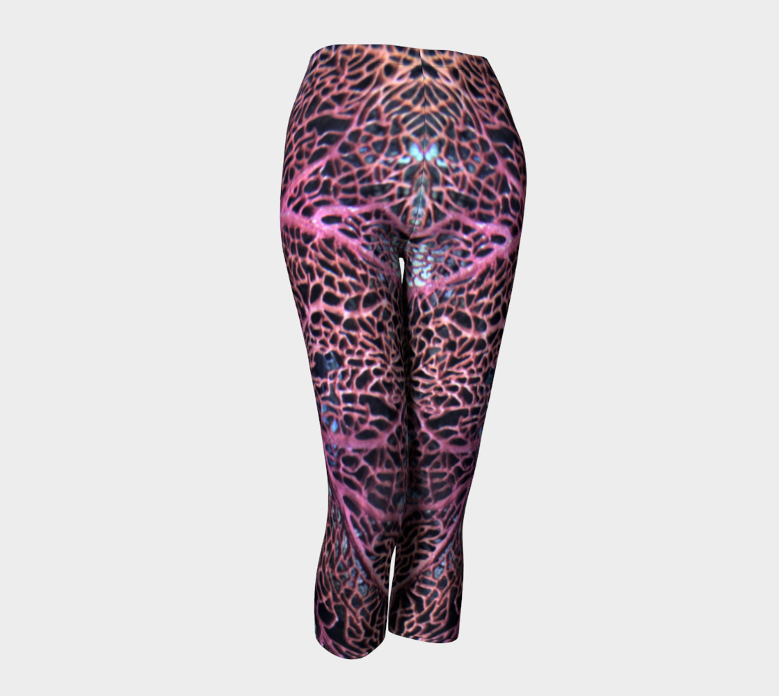 Pink Fan Coral Capri preview #1