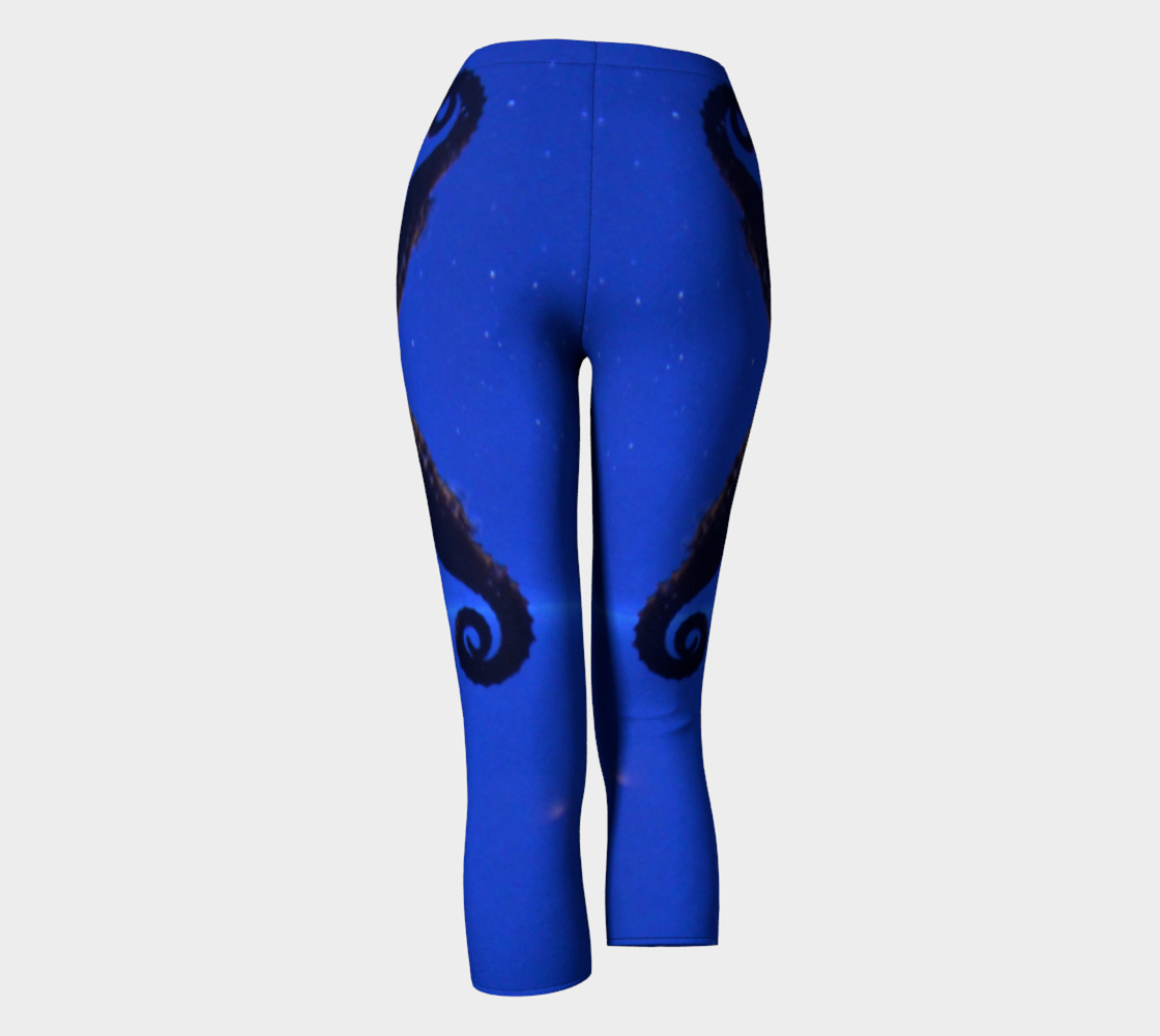 Mirrored Seahorse Accent Capri preview #4