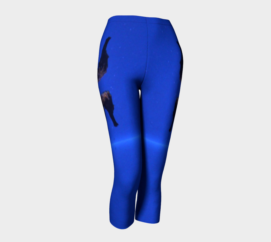Mirrored Seahorse Accent Capri preview #1