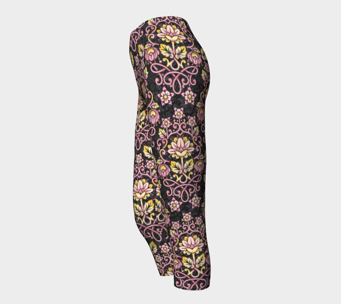 Damask Rose Capri Leggings preview #3