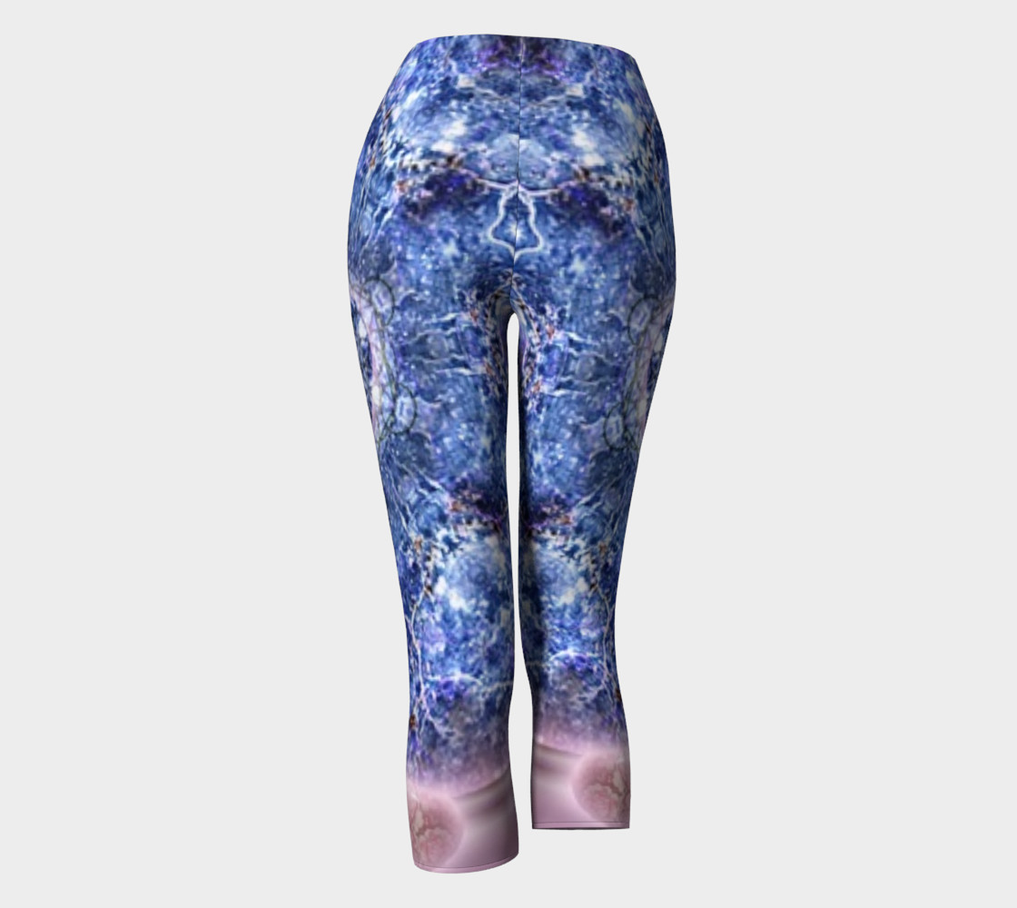 TrustnLove Capris preview #4