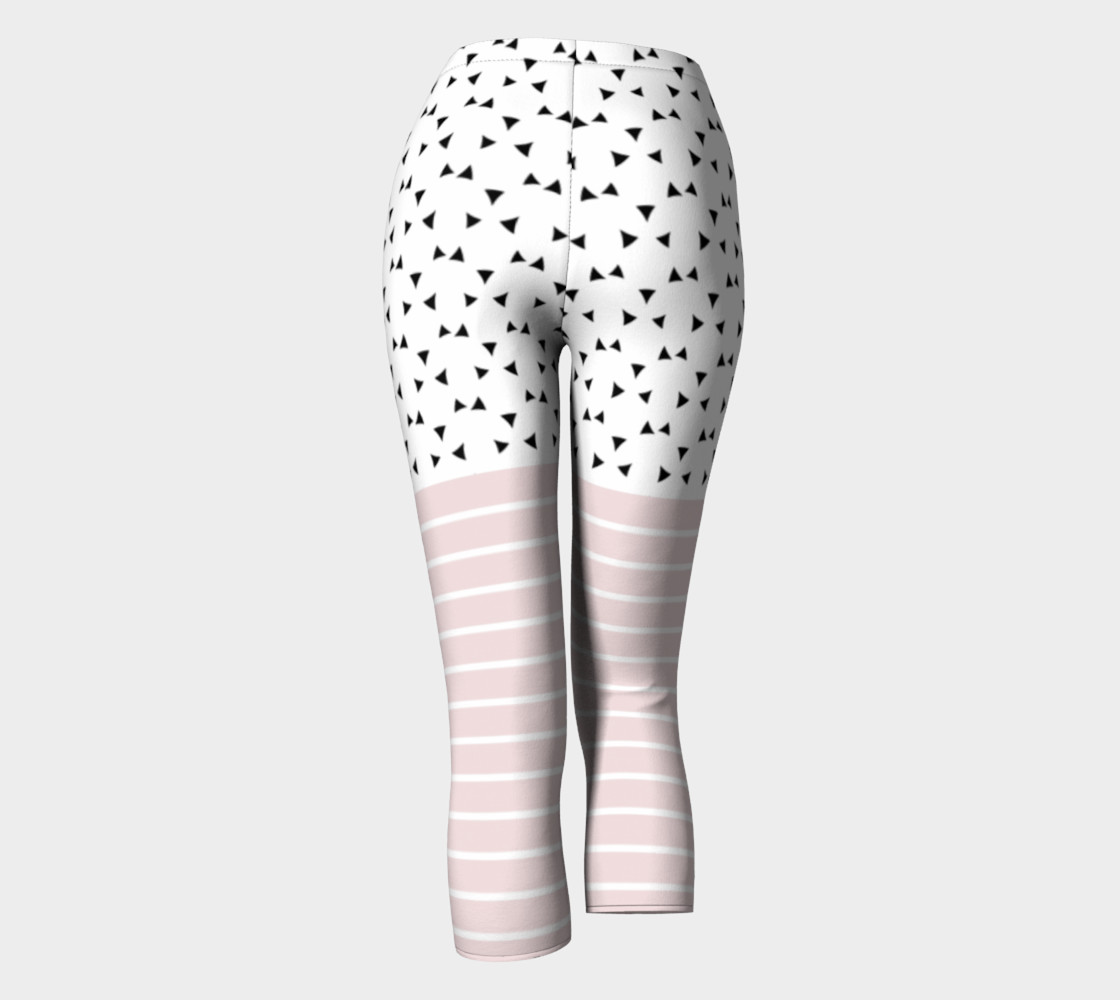 razni capris preview #4