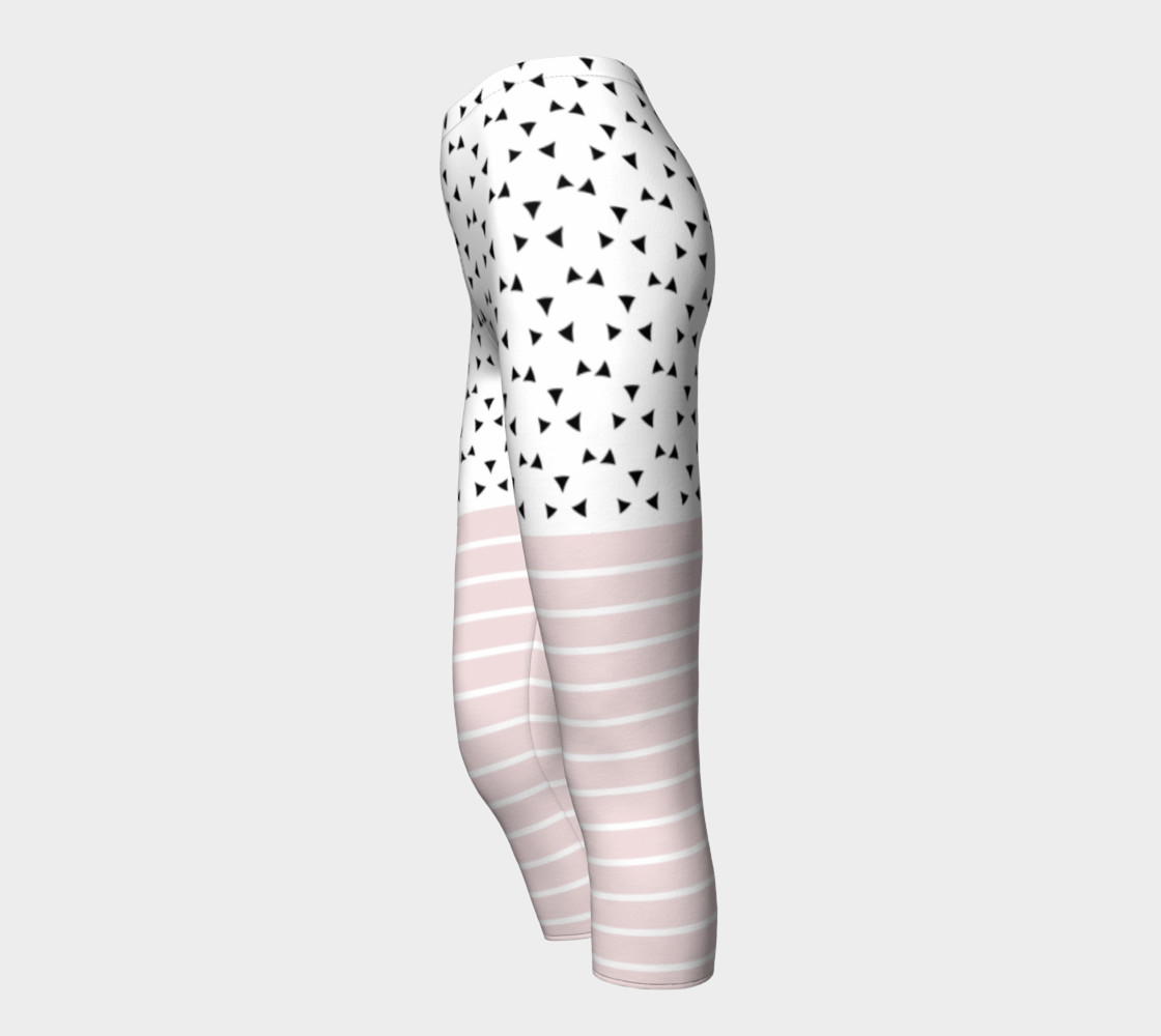 razni capris preview #3