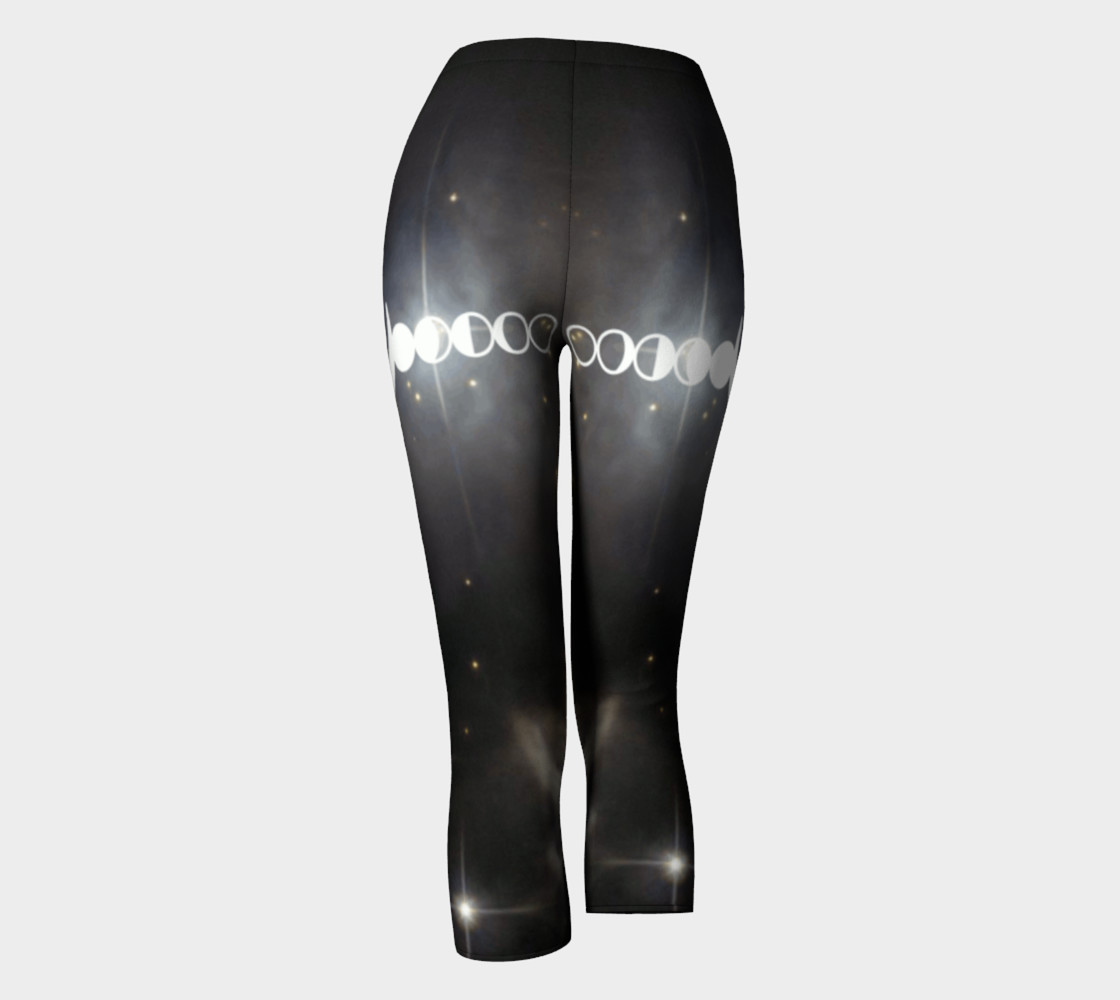 Phases of Lunacy: Moon Phase Capri Leggings preview #4
