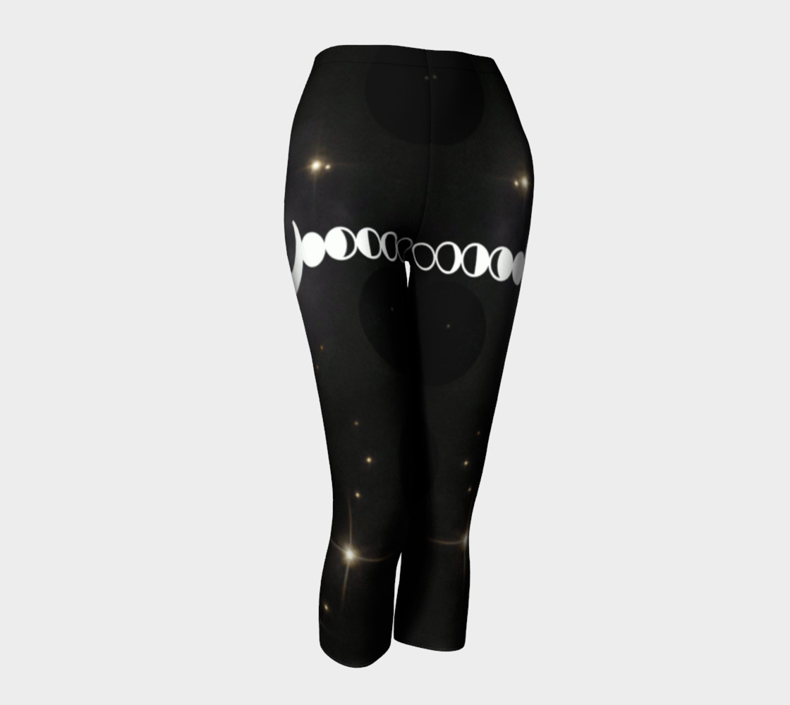 Phases of Lunacy: Moon Phase Capri Leggings preview #1