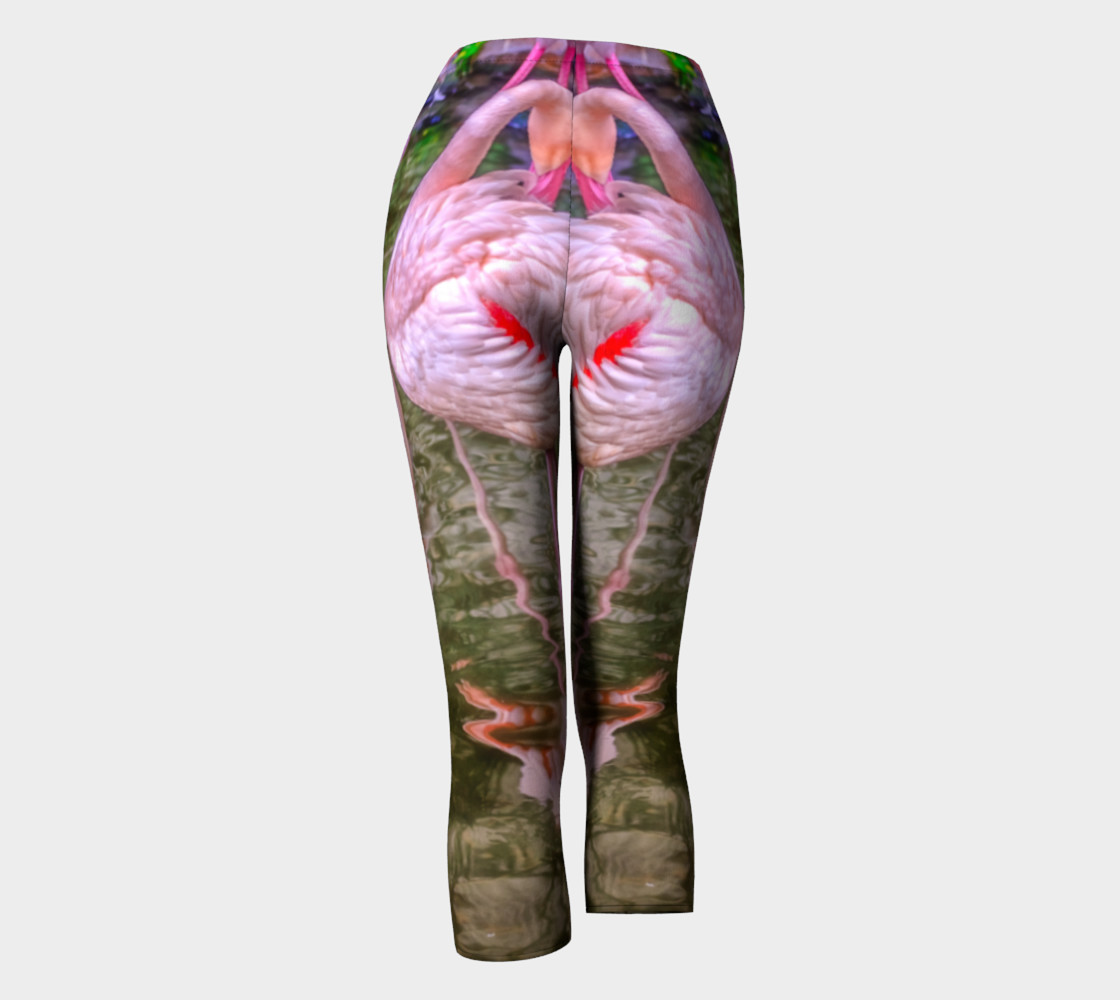 Pink Flamingos preview #4