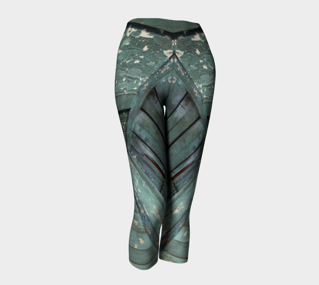 Blue wood capri preview #1