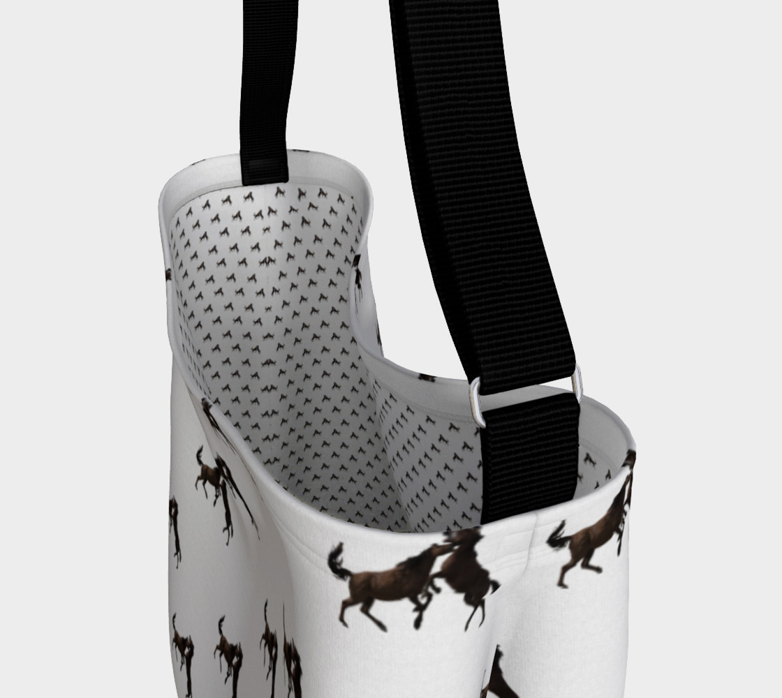 Aperçu de Wild Horse Warriors Day Tote #3