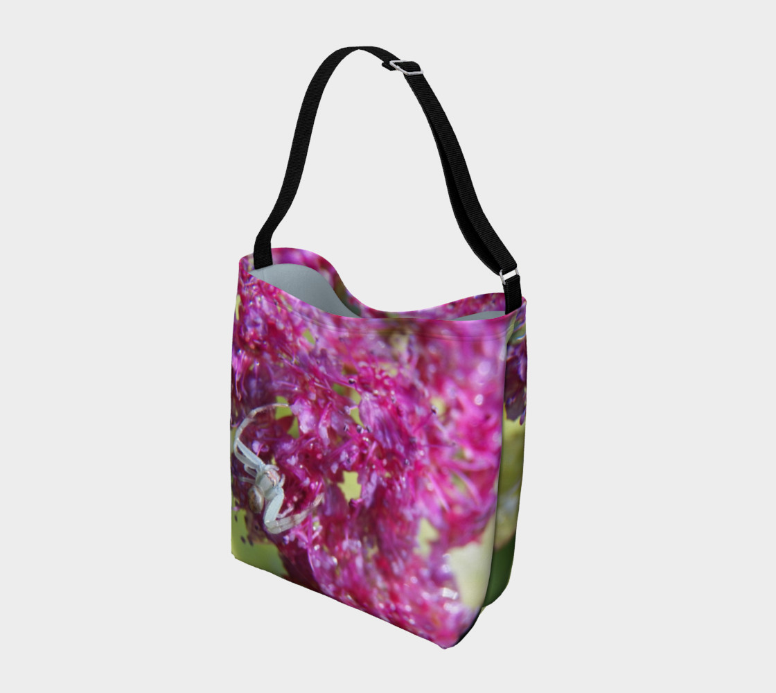Aperçu de Pink Spirea and Green Crab Spider Day Tote #2