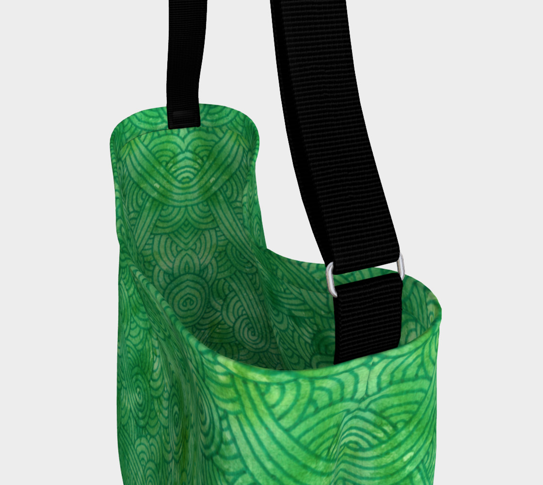 Aperçu de Green swirls doodles Day Tote #3