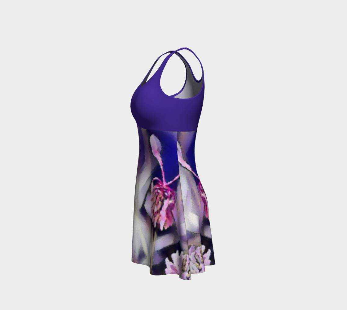 Bee Behind a Flower Dress - Blue preview #2