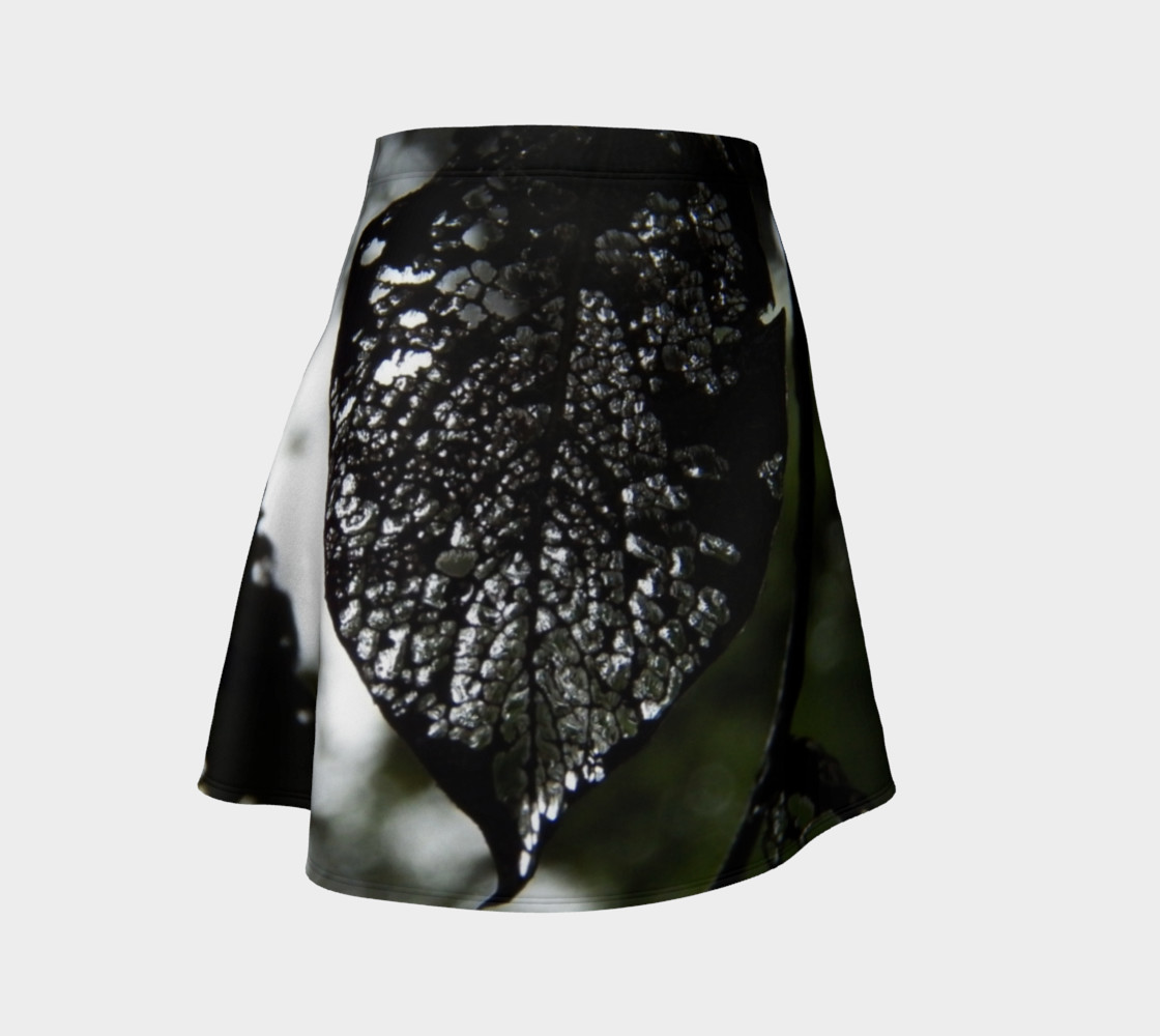 Aperçu de Beauty in the Dark Flare Skirt #1