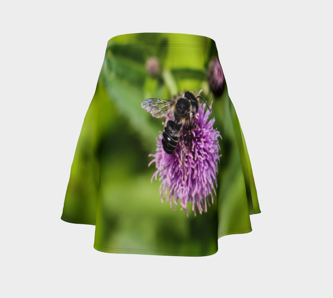 A Bee on a Purple Flower Flare Skirt preview #4