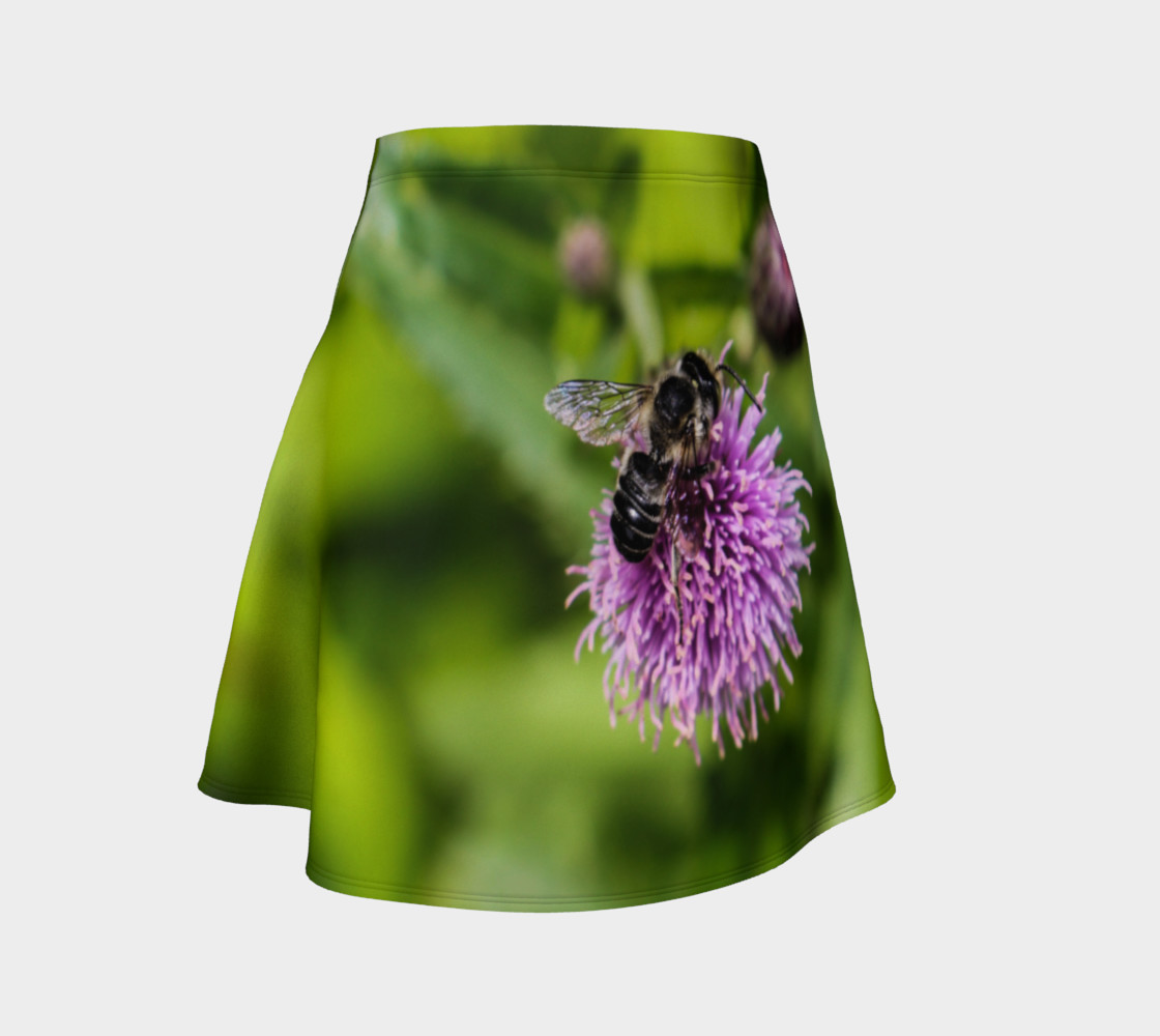 A Bee on a Purple Flower Flare Skirt preview #1