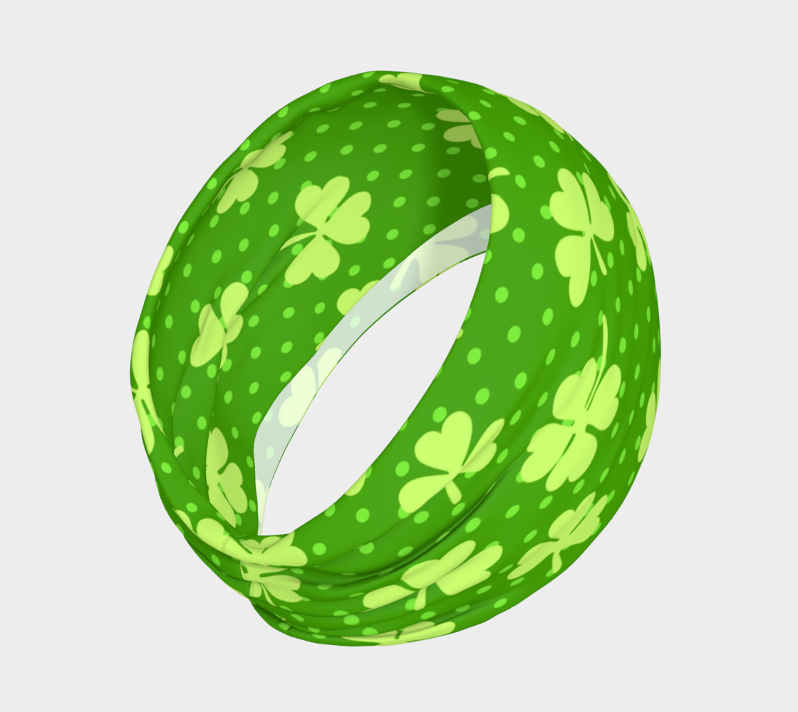 Clover and Polka Dots preview #2