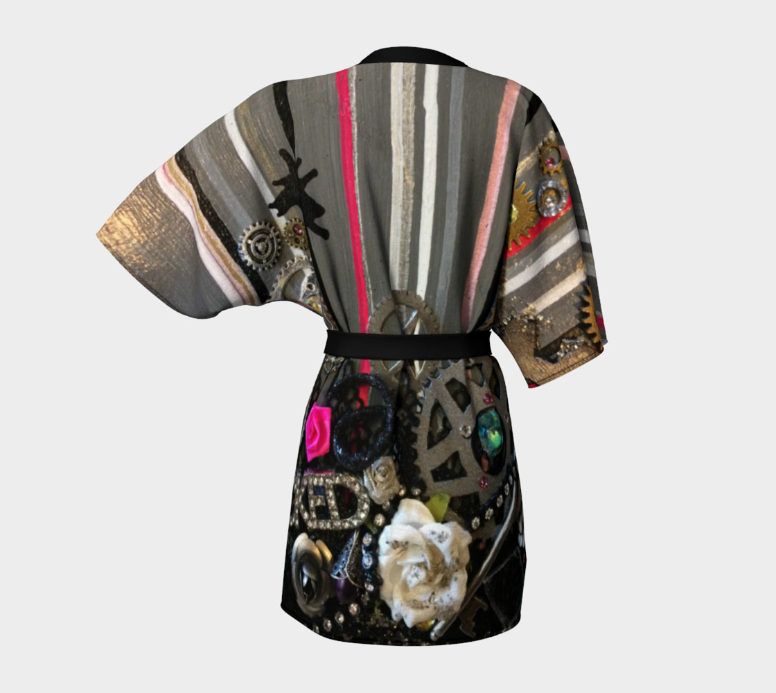 Gears and Pink Roses Kimono preview #4