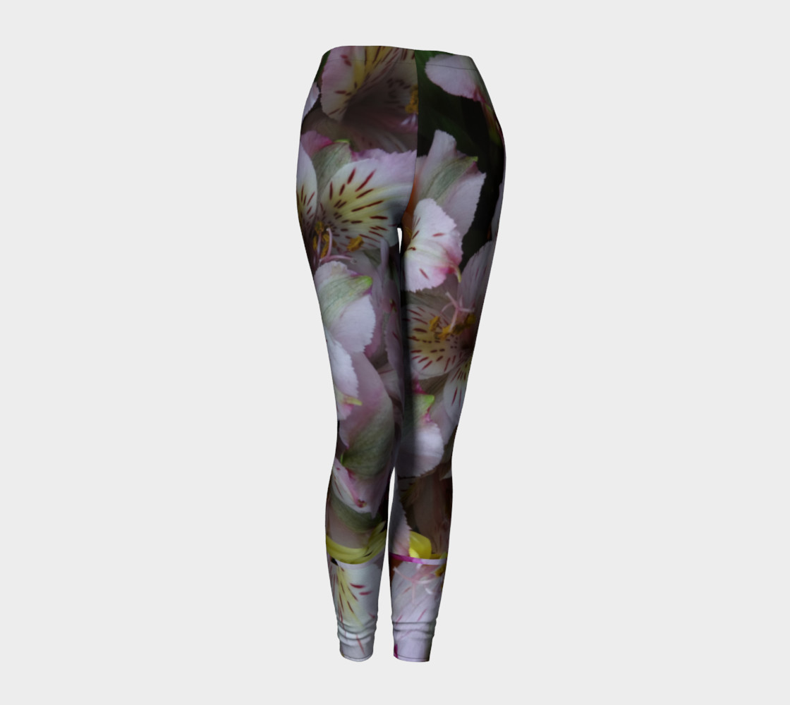 White Flowers Leggings preview #1