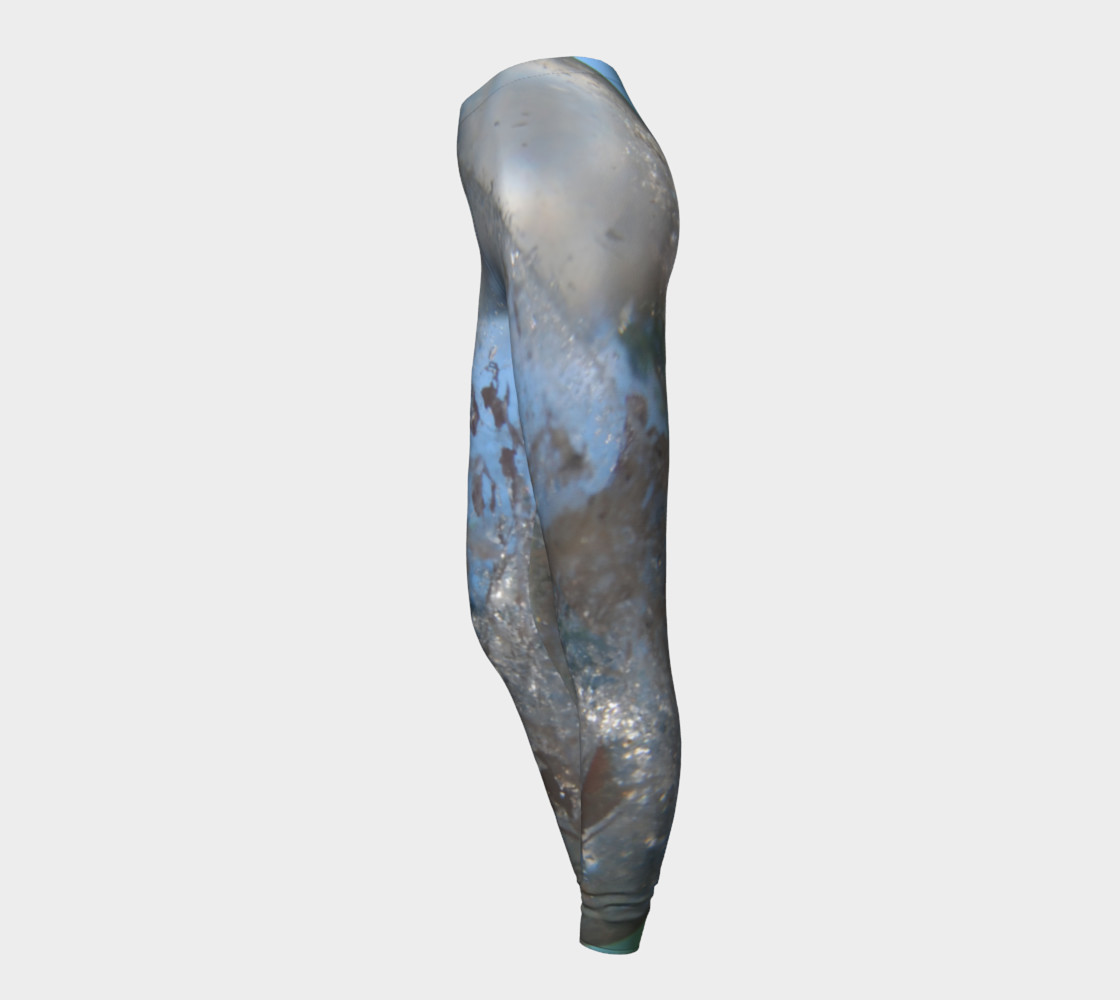 Through the Crysal preview #3