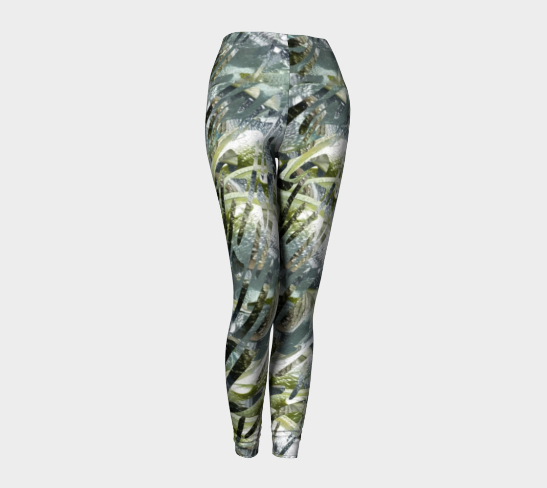 Playful Mariposa Dew preview #1