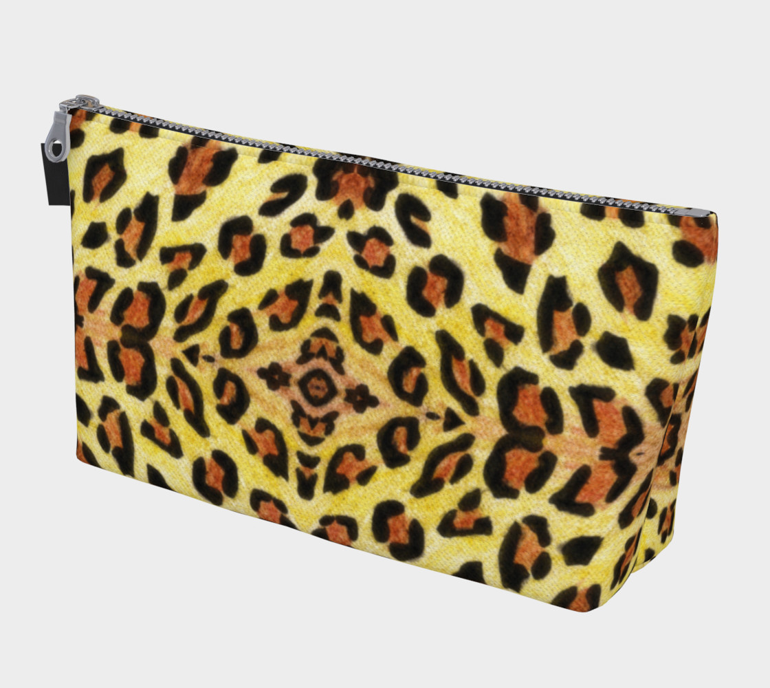 Leopard print Makeup Bag, Makeup Bag by Savousépate | Shop | Art of Where Leopard print Makeup Bag, Makeup Bag by Savousépate | Shop | Art of Where