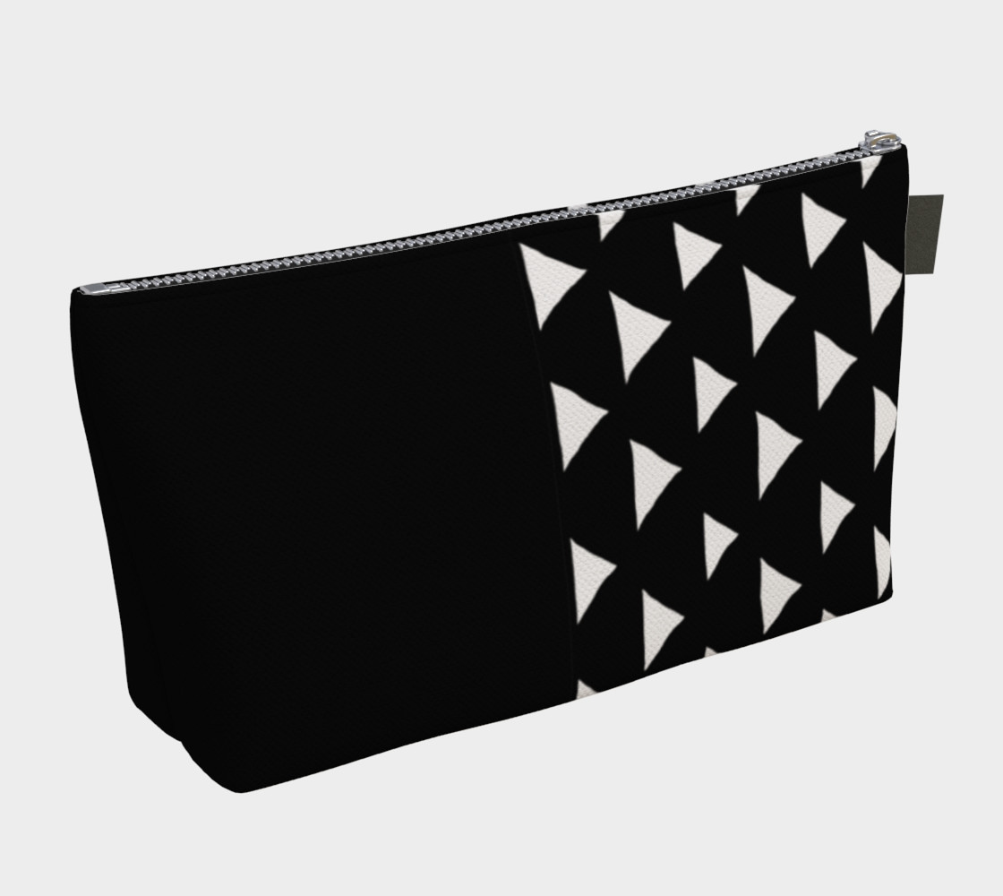 Aperçu de Black and White Triangles Makeup Bag #2