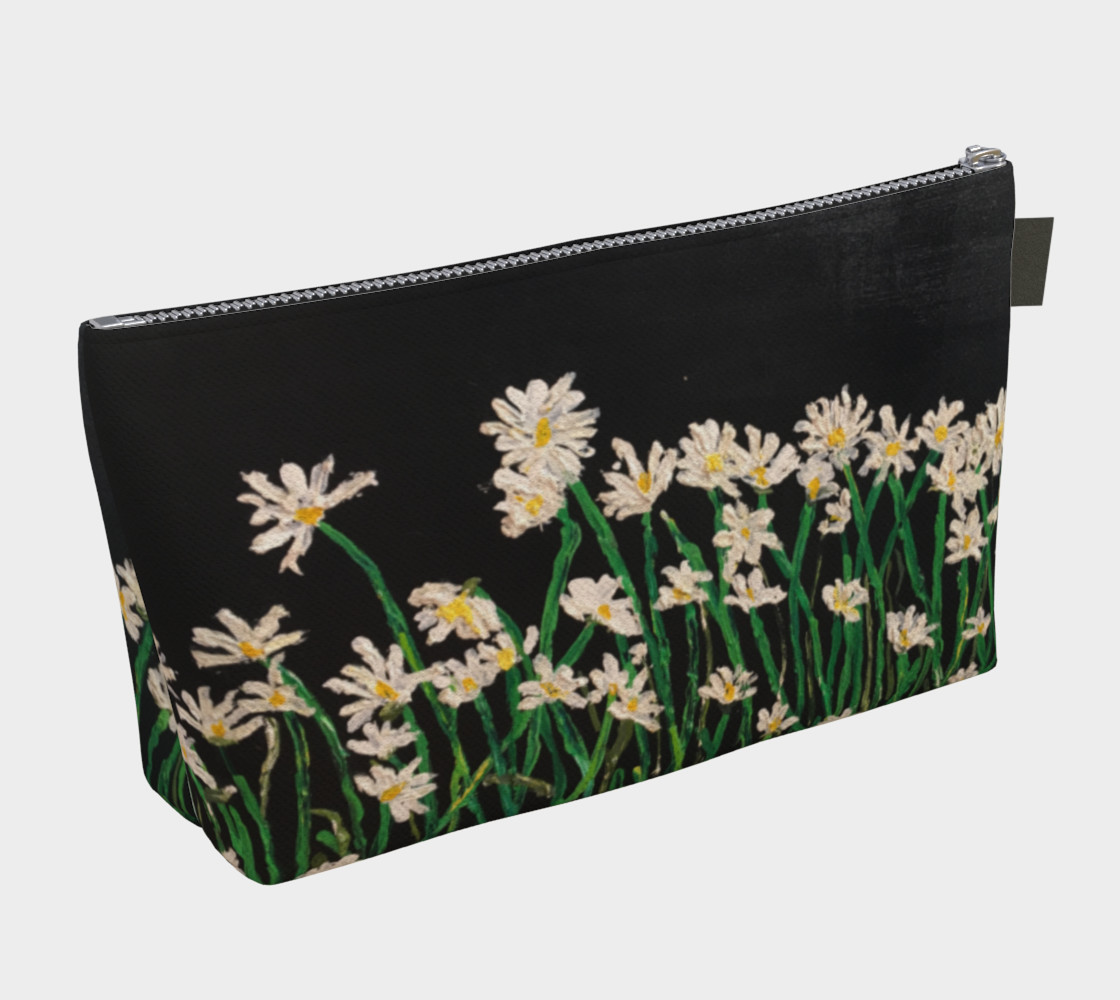 daisies at midnight preview #2