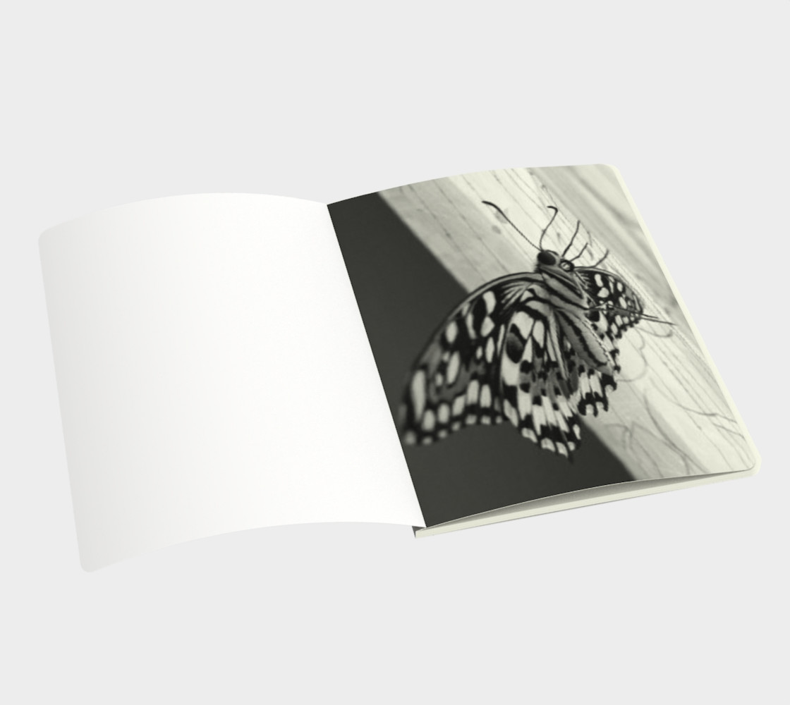 Lovely Butterfly preview #3