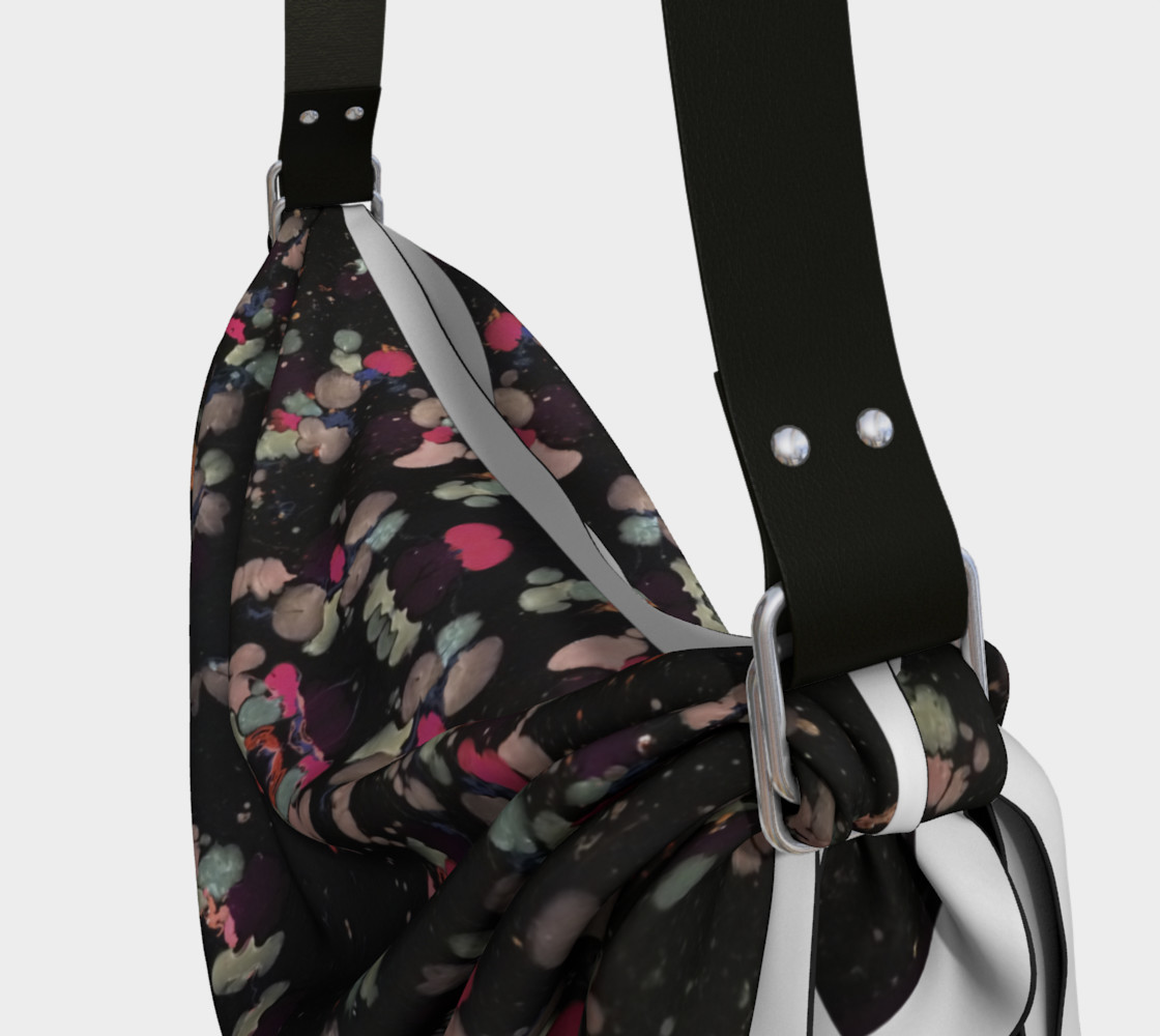 Aperçu de Rose Petals in Dark Water Tote #3