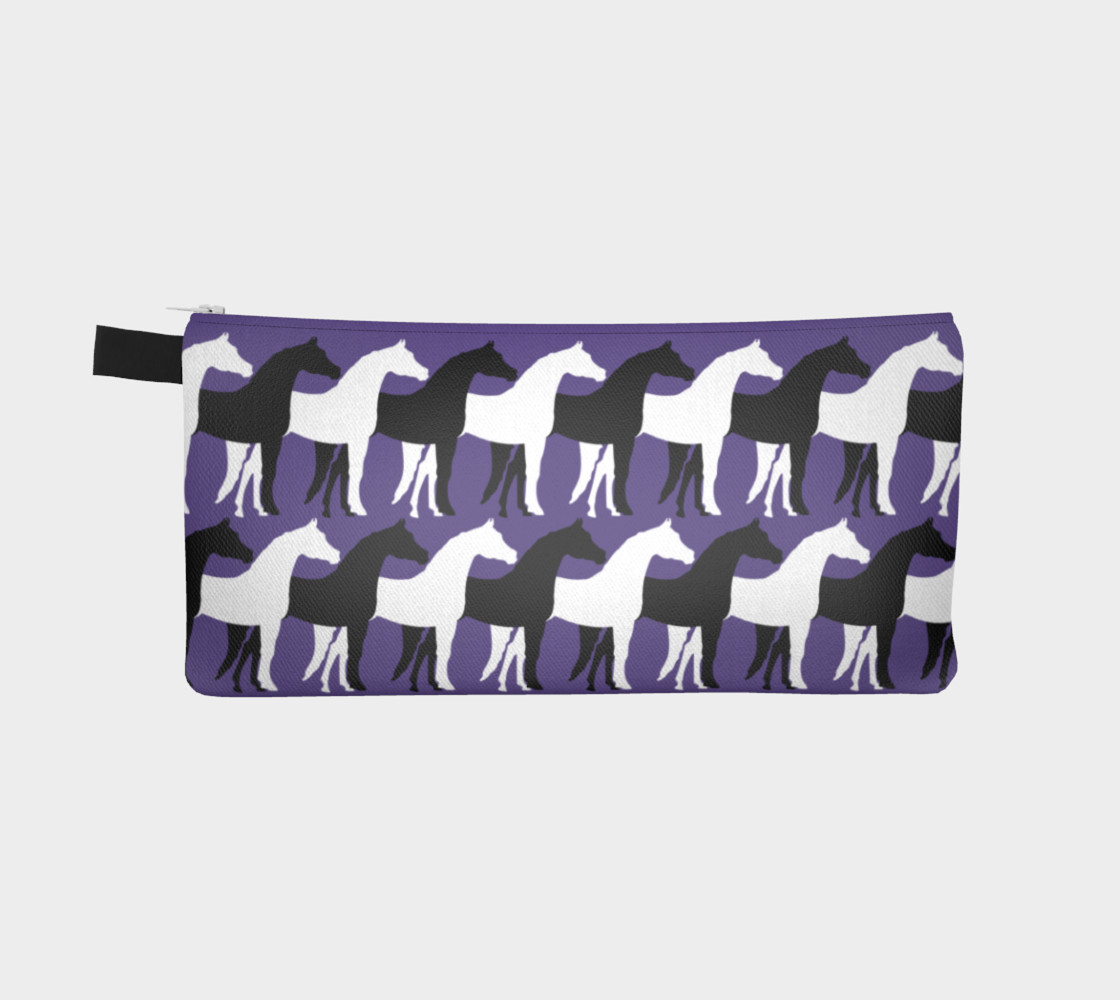 Aperçu de Black and White Overlapping Horses on Ultra Violet Purple #2