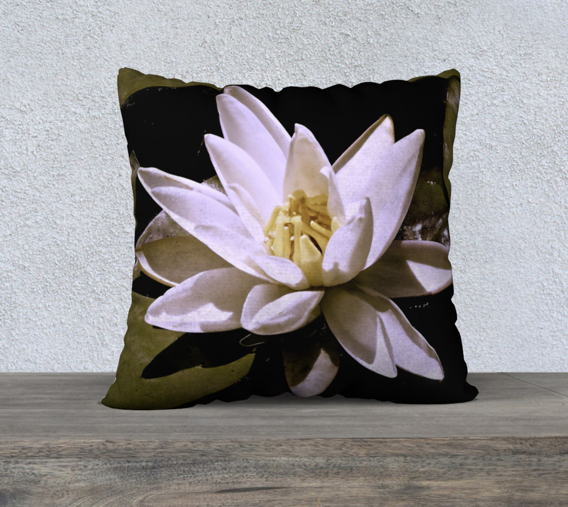 Moonlit Water Lily preview #1