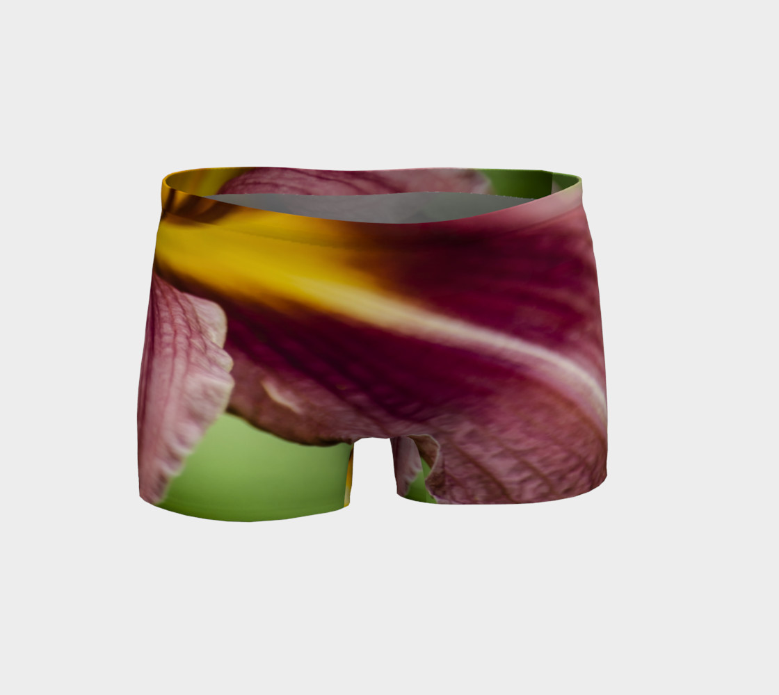 Day Lily Shorts preview #1