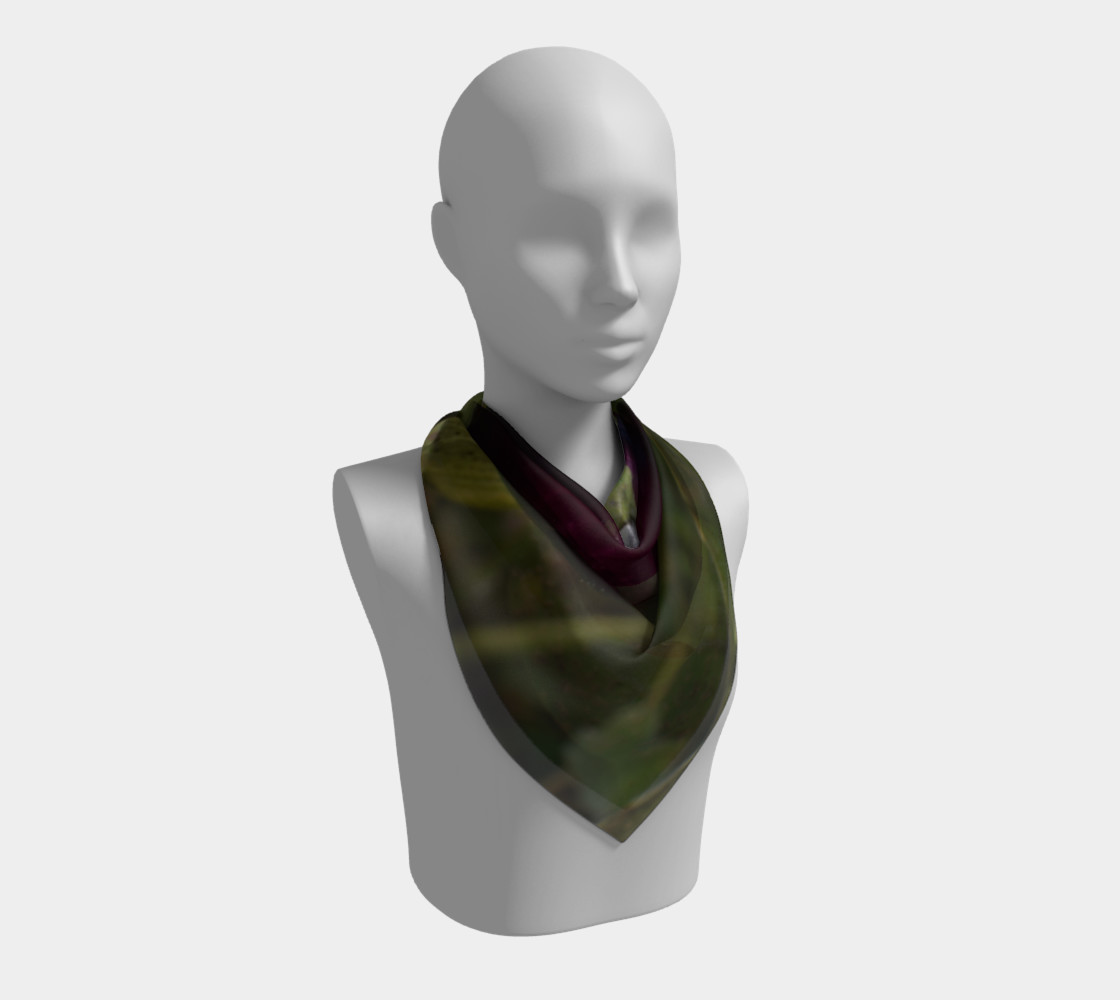 Aperçu de Purple Eggplant Square SCarf #2