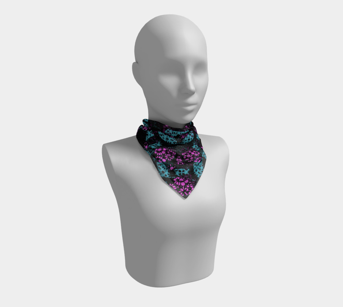 Aperçu de Ornate Dark Pattern Scarf #1