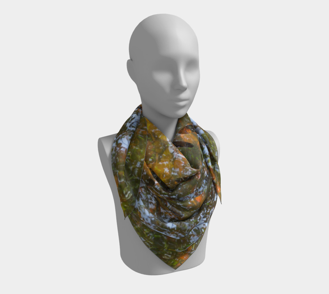 Aperçu de Reflective Dreams Celtic Hearts Square Scarf #3