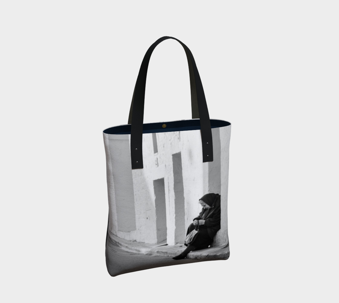 Utterly Italy Alberobello Woman Tote preview #2