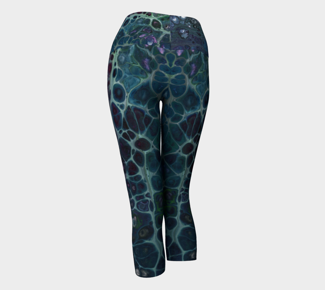 Water Scales Capri Yoga Legging preview #3