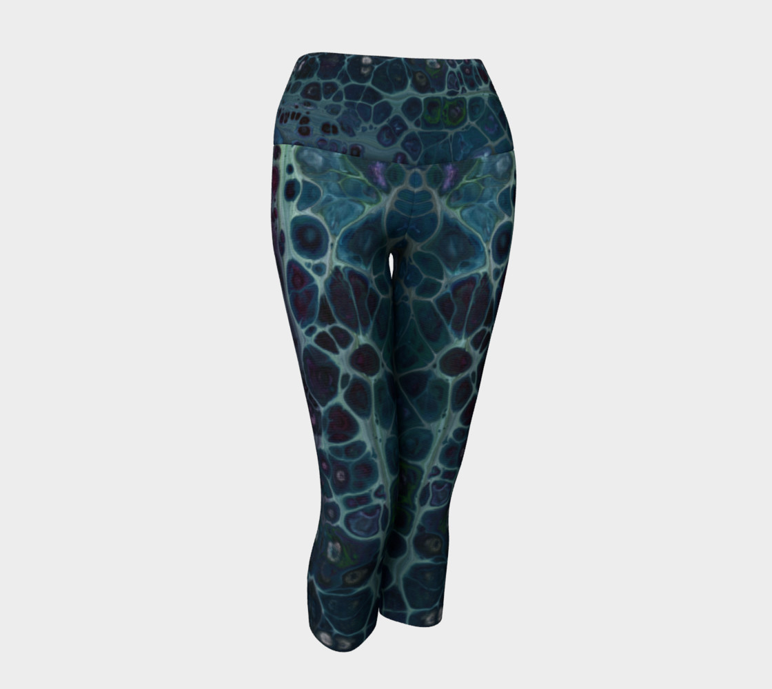 Water Scales Capri Yoga Legging preview #1