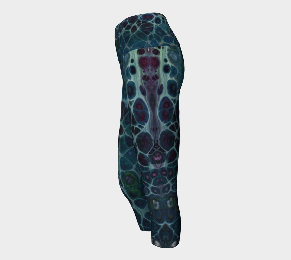 Water Scales Capri Yoga Legging preview #2