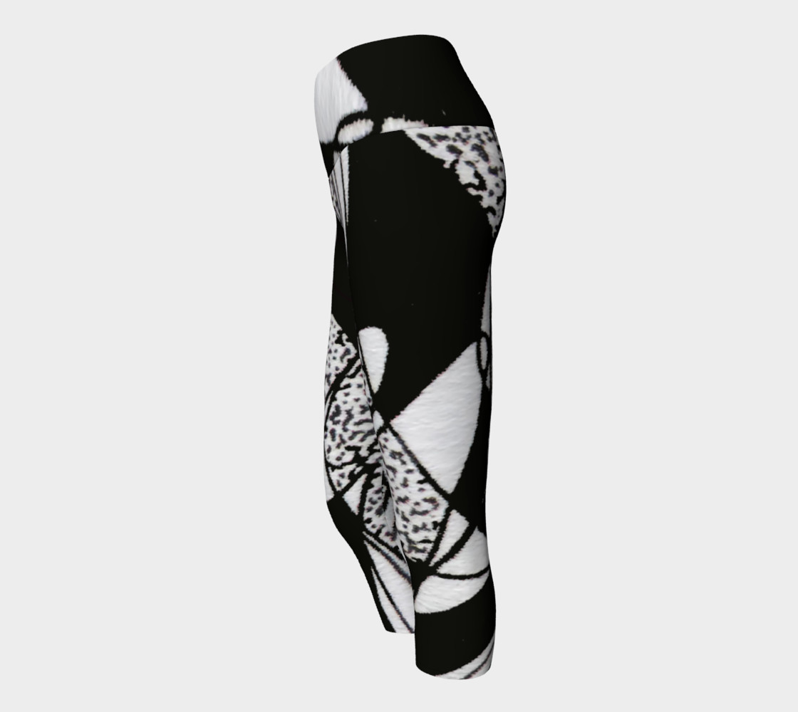 Aperçu de Pantacourts yoga-Griffe Noir et blanc-micheline-plante #2