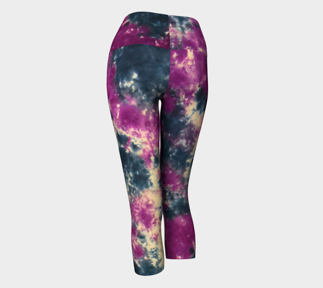 Blue Purple Scrunch Yoga Capri preview #3