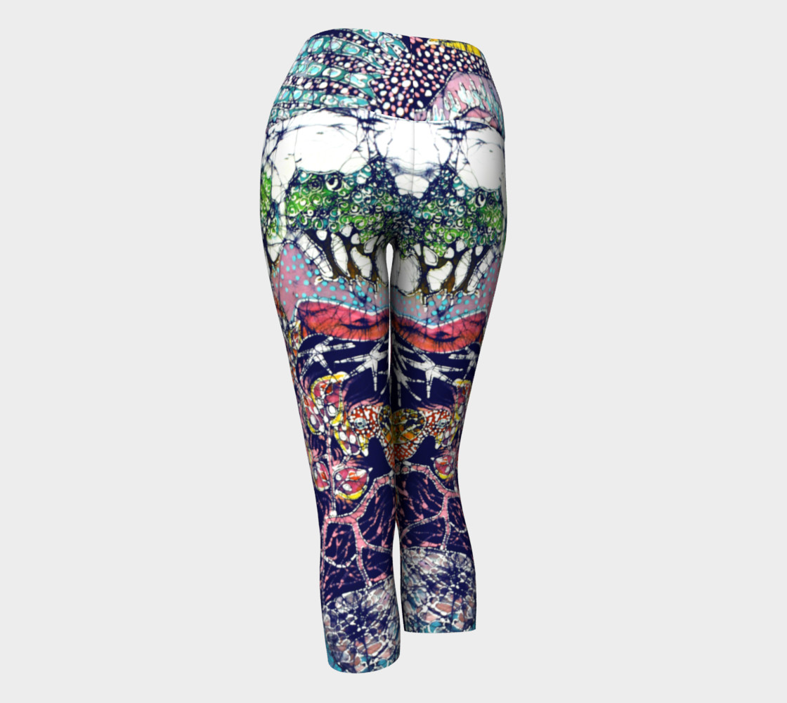 Magical Birds Yoga Capris preview #3